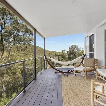 Seascape Retreat - Magnificent 5 Bedroom Home Nelson Bay Exterior photo